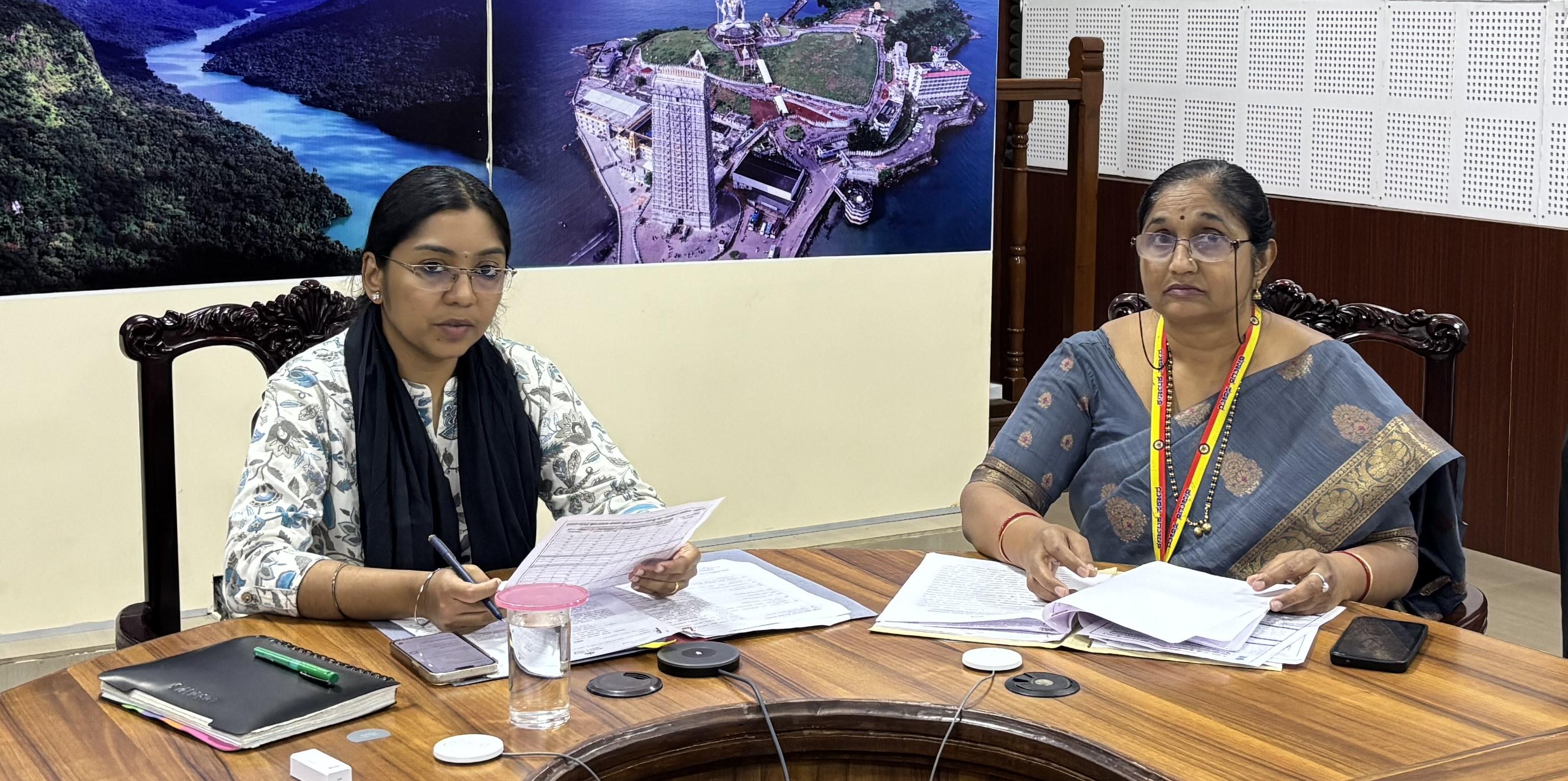 ಅಸಂಘಟಿತ ವಲಯದ ಕಾರ್ಮಿಕರನ್ನು ಪಿಂಚಣಿ ಯೋಜನೆಗೆ ನೋಂದಣಿ ಮಾಡಿ: ಜಿಲ್ಲಾಧಿಕಾರಿ