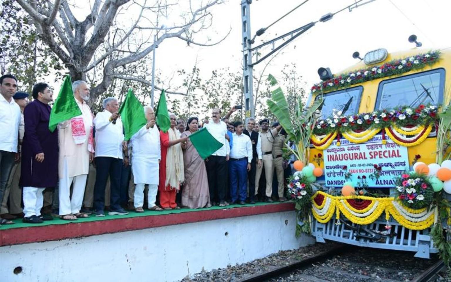 ಬೆಂಗಳೂರಿನಿoದ ಕಾರವಾರಕ್ಕೆ ವಂದೇ ಭಾರತ್ ರೈಲು ತರುವ ಪ್ರಯತ್ನ : ರೈಲ್ವೆ ಮತ್ತು ಜಲಶಕ್ತಿ ರಾಜ್ಯ ಸಚಿವ  ವಿ.ಸೋಮಣ್ಣ